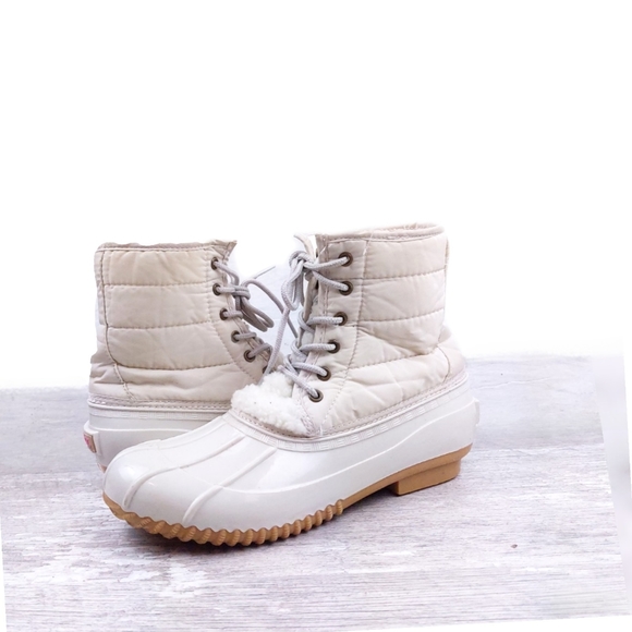 Winter White Womens Sherling Lined Duck Boots Size 10M EUC! By Sugar - Picture 2 of 9